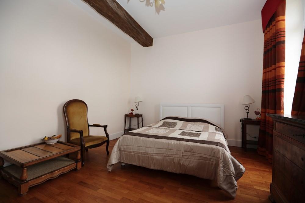 La Maison De Ma Tante Bed & Breakfast Pougues-les-Eaux Bagian luar foto